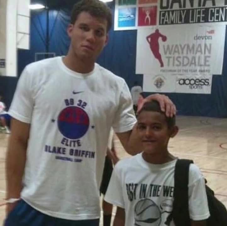 对比0比4 对比0比4