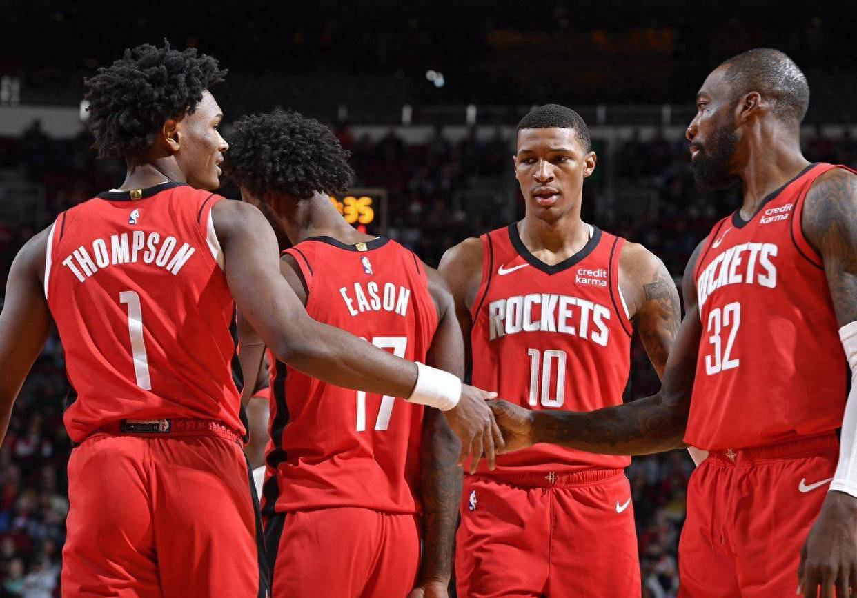 在密集对抗 在密集对抗